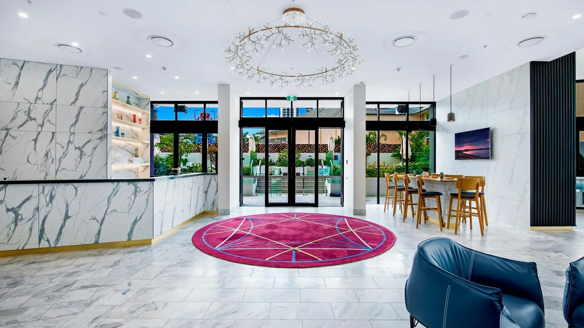 Ruby - Self Contained, Privately Managed Apartments Gold Coast